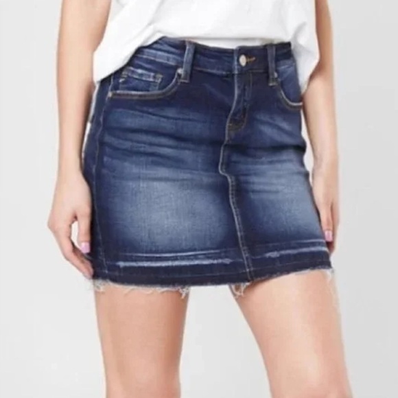 KanCan distressed raw hem mini skirt 29 - Picture 1 of 7